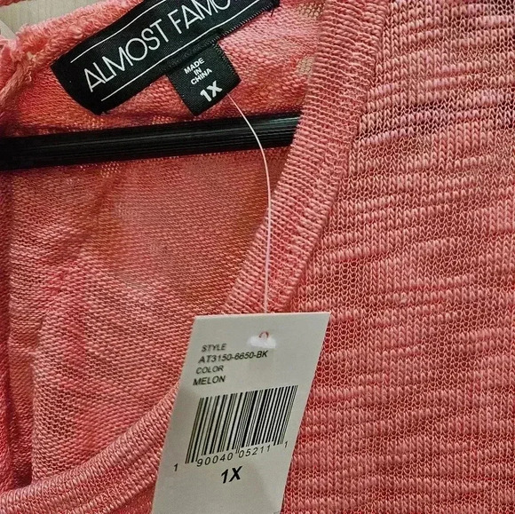 Almost Famous Pink Lace Plus Size Pullover Top Sz 1X - Picture 3 of 9